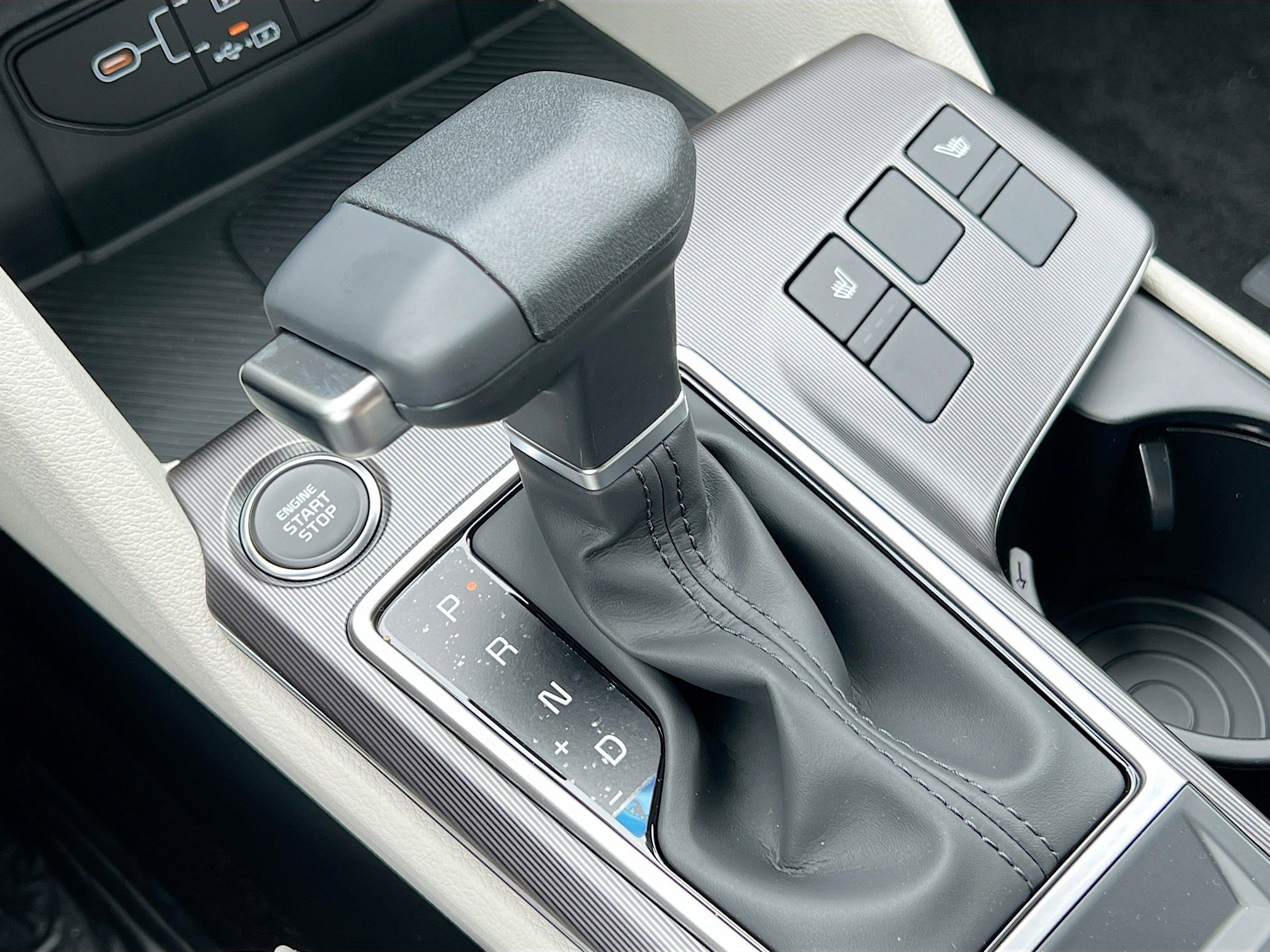 2026 Kia Sportage EX - Photo 11