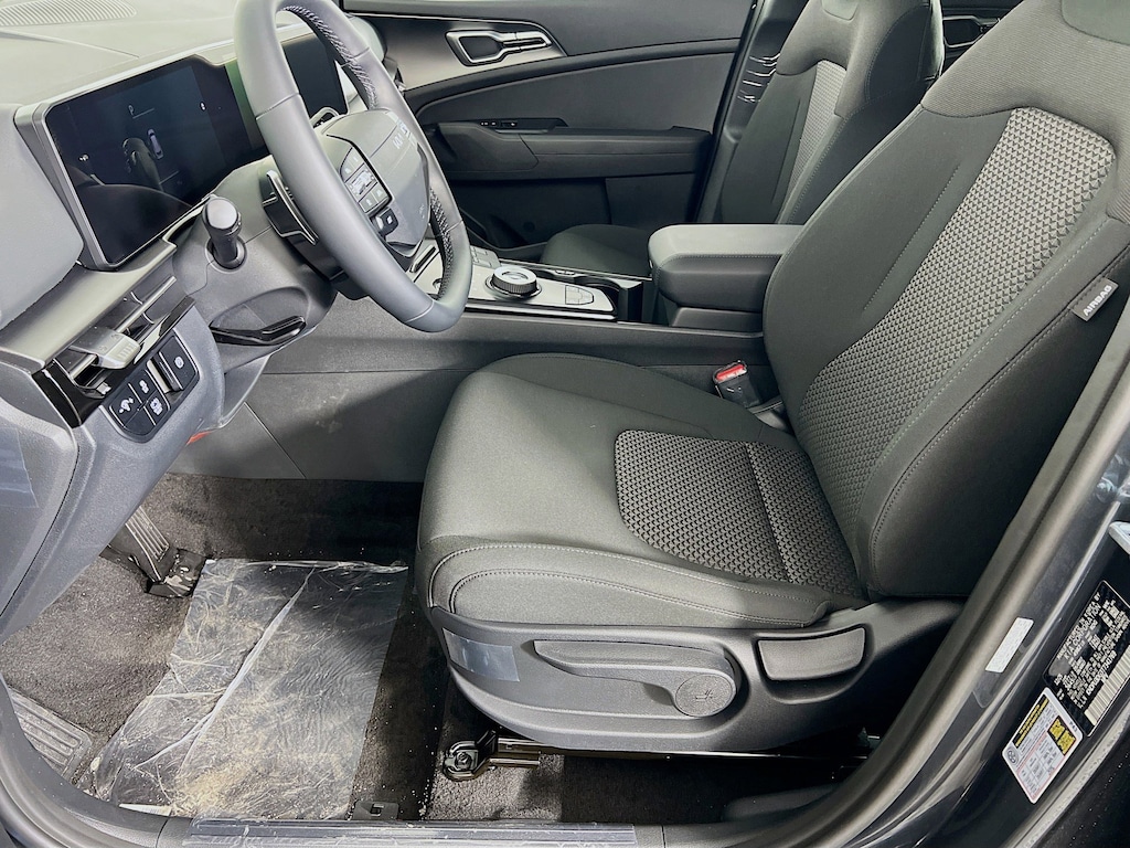 New 2026 Kia Sportage Hybrid LX SUV