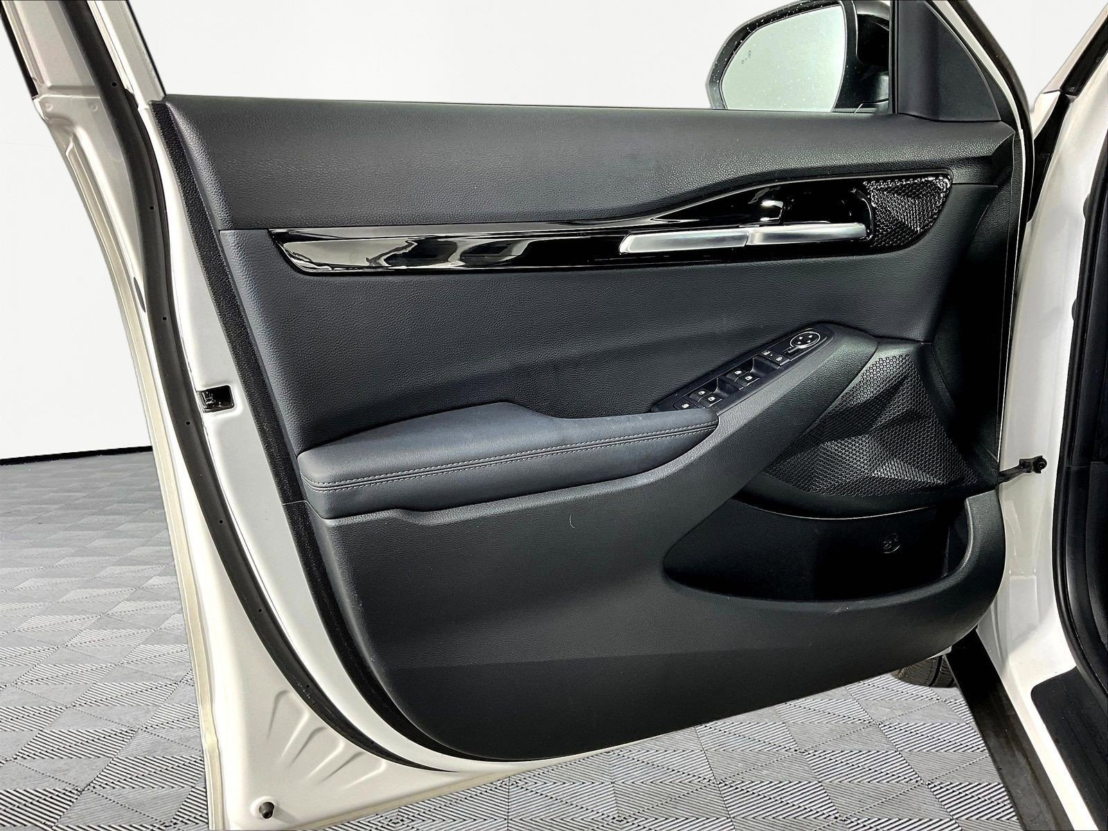 2024 Kia Seltos S - Photo 18