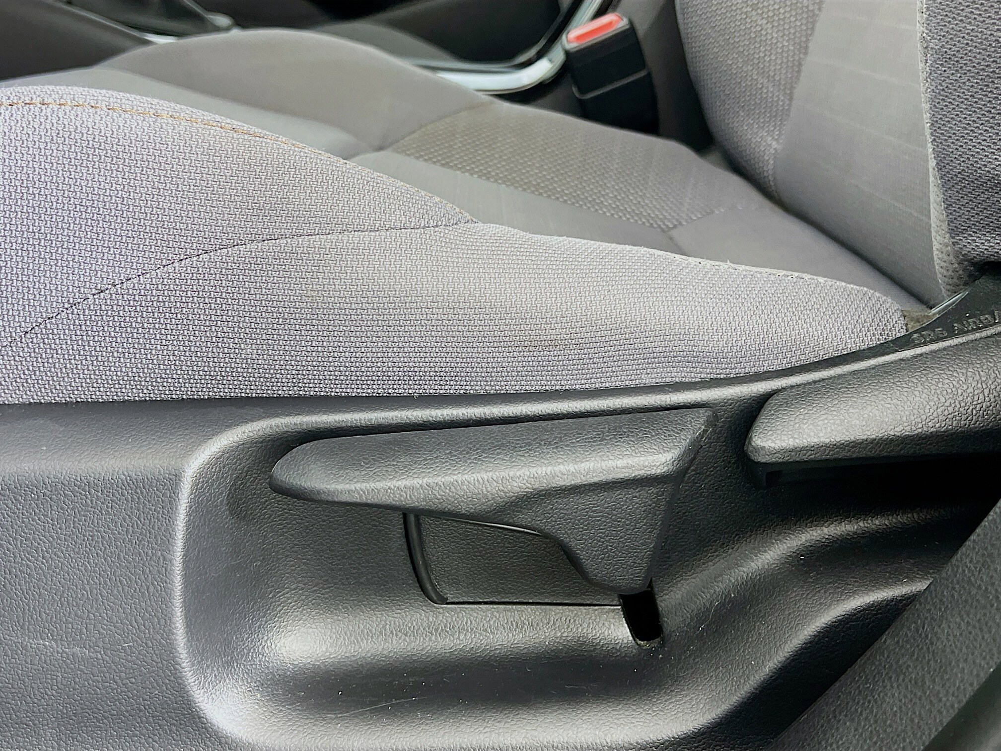 2022 Toyota Corolla SE photo 4