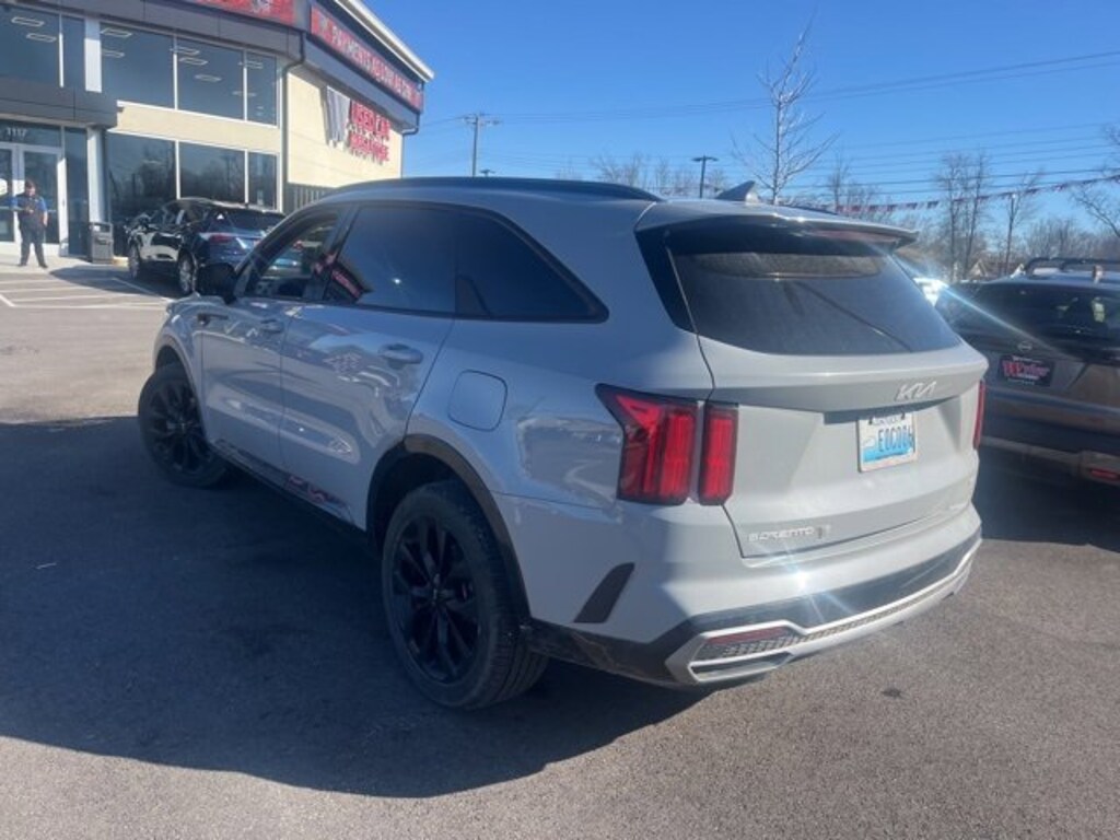 Used 2023 Kia Sorento SX Prestige SUV