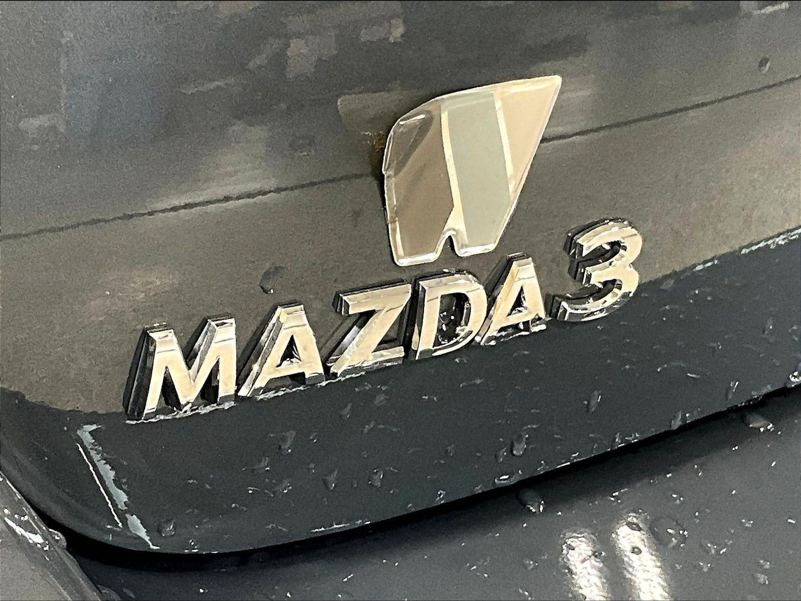 2022 Mazda Mazda3 Carbon Edition - Photo 24