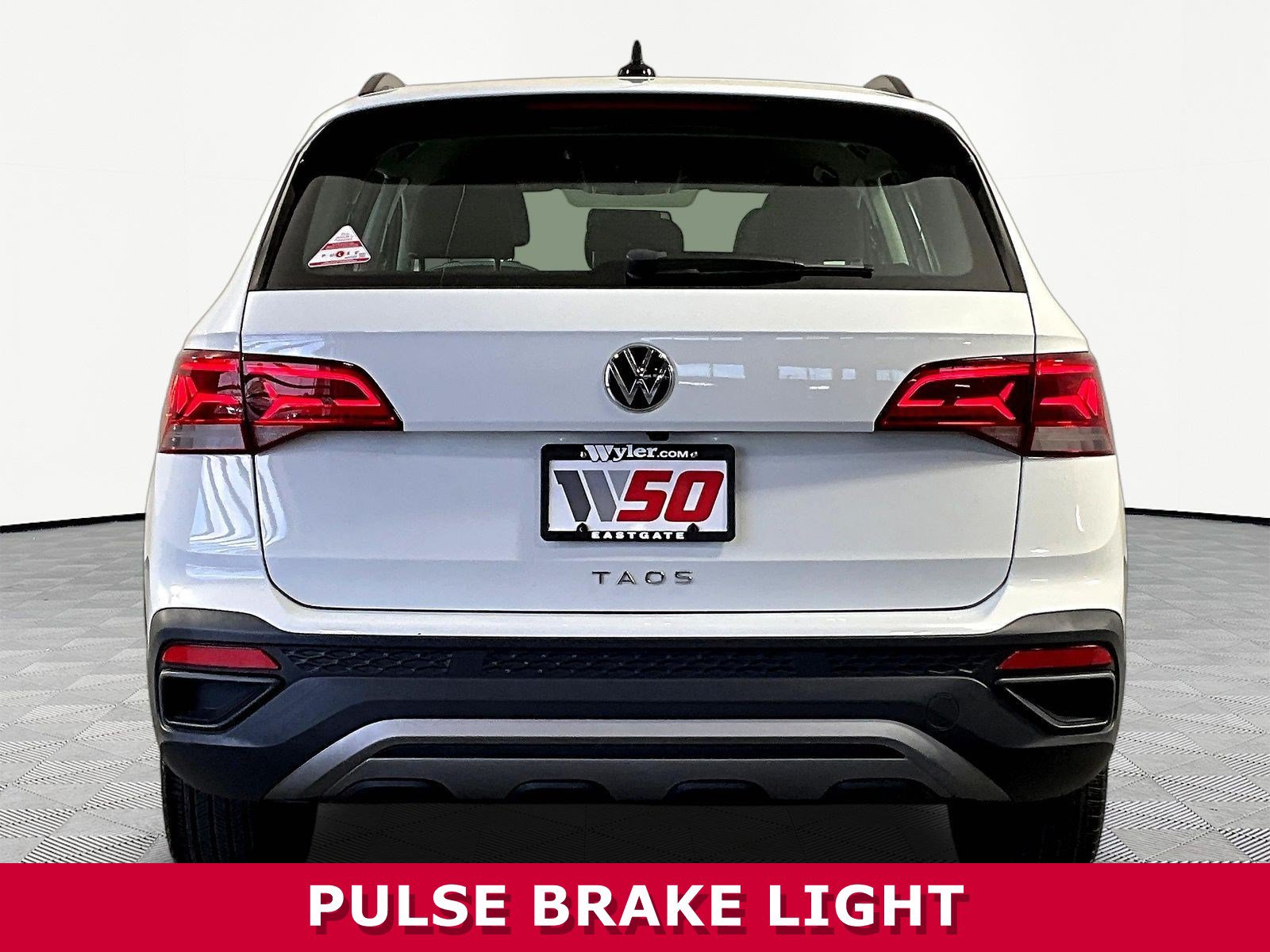 2022 Volkswagen Taos S - Photo 7