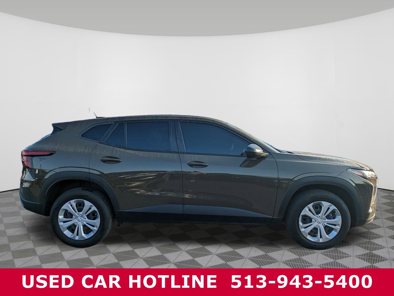 Used 2024 Chevrolet Trax LS with VIN KL77LFE22RC064794 for sale in Batavia, OH