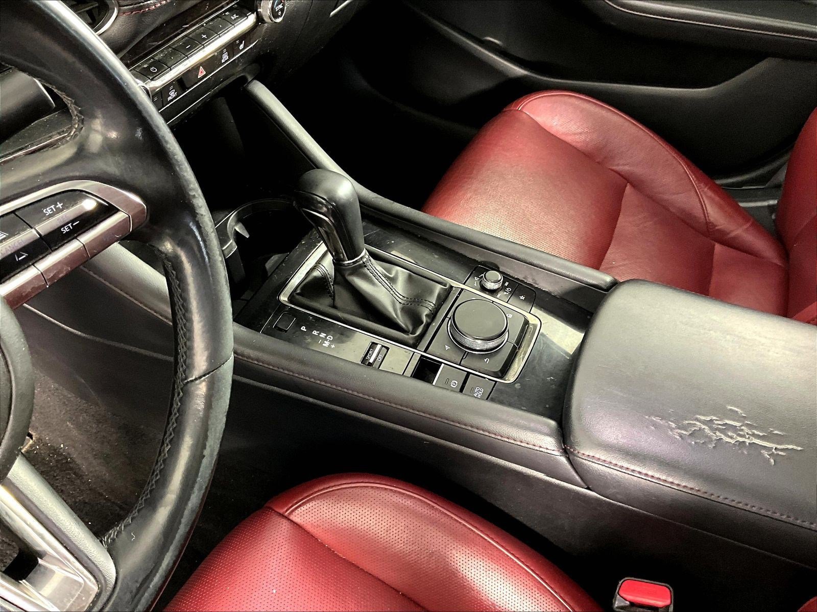 2022 Mazda Mazda3 Carbon Edition - Photo 18