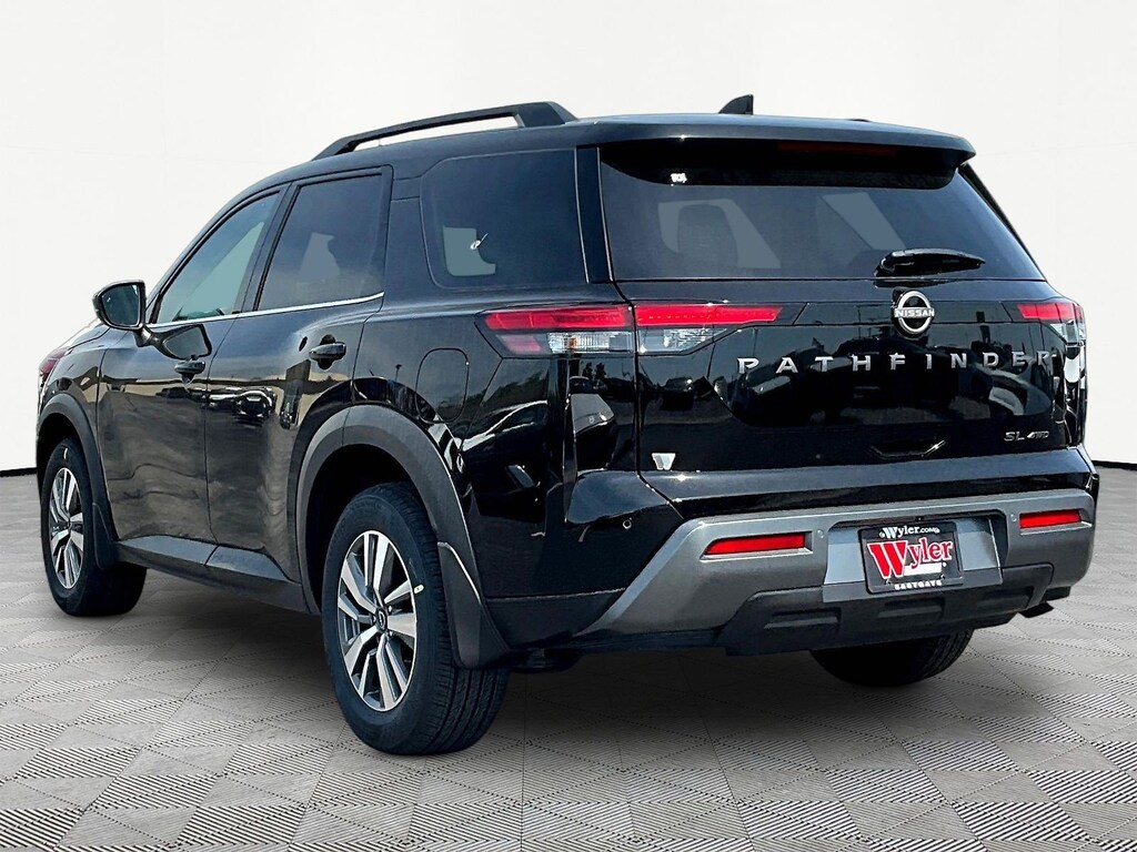 New 2026 Nissan Pathfinder SL SUV