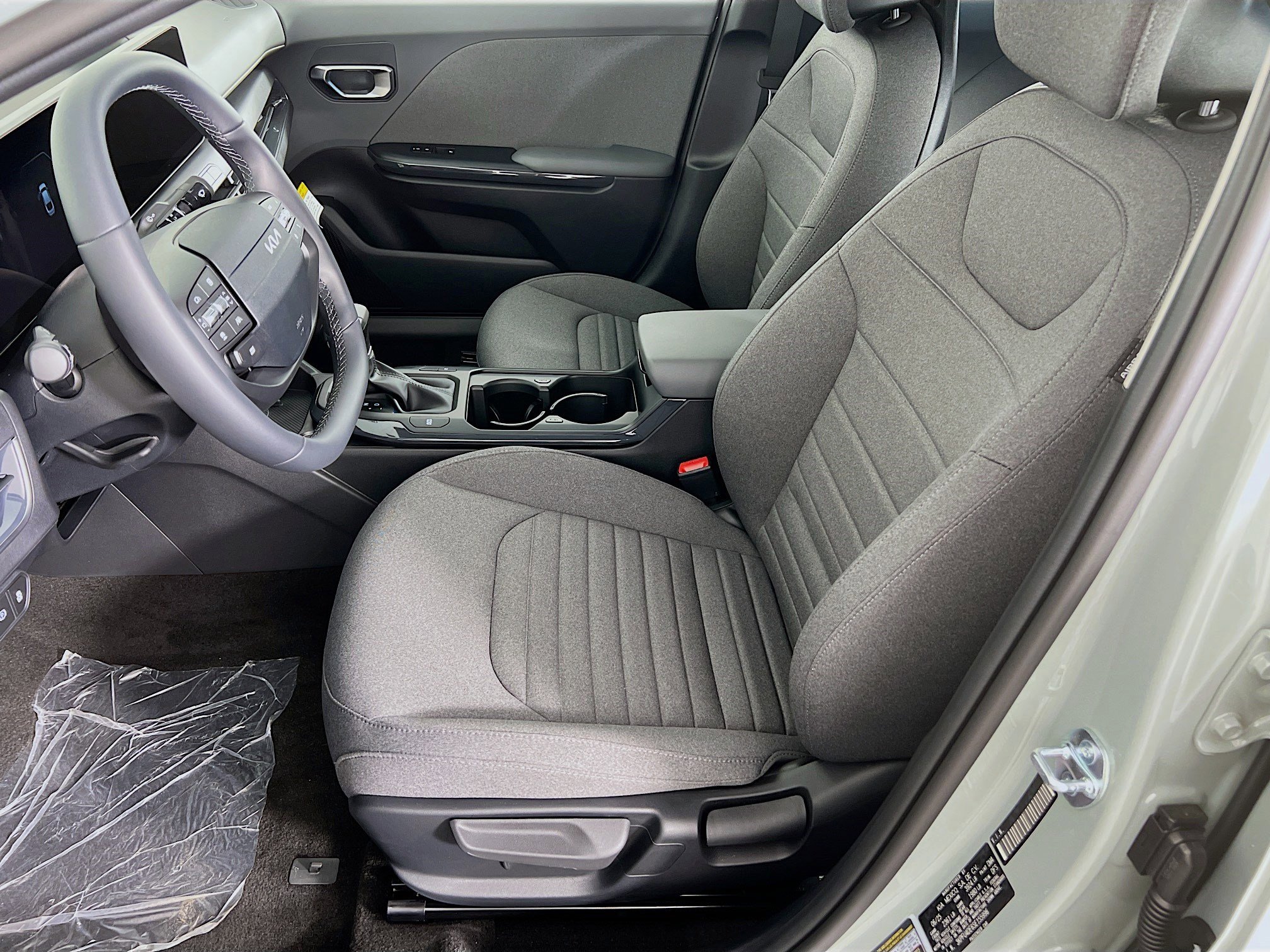 2025 Kia K4 EX photo 3