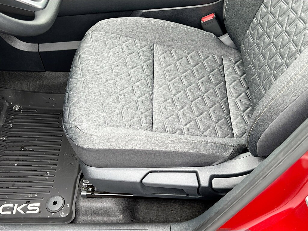 New 2026 Nissan Kicks SV SUV