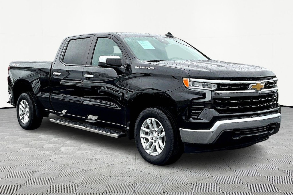 Used 2023 Chevrolet Silverado 1500 LT Truck Crew Cab