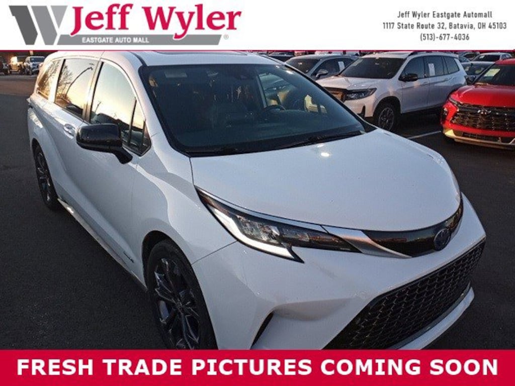 Used 2021 Toyota Sienna XSE Van