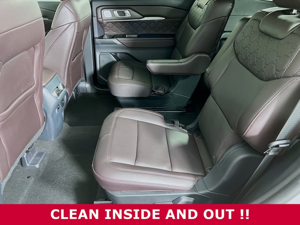 Used 2025 Ford Explorer Platinum SUV