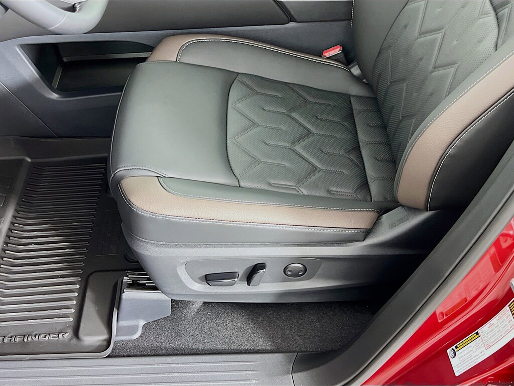 New 2026 Nissan Pathfinder Platinum SUV