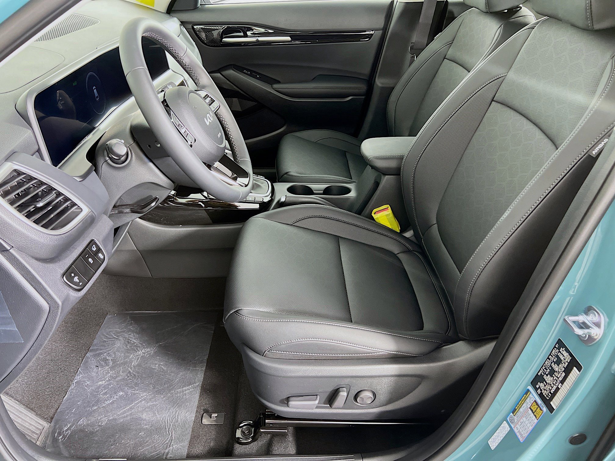 2026 Kia Seltos EX photo 3
