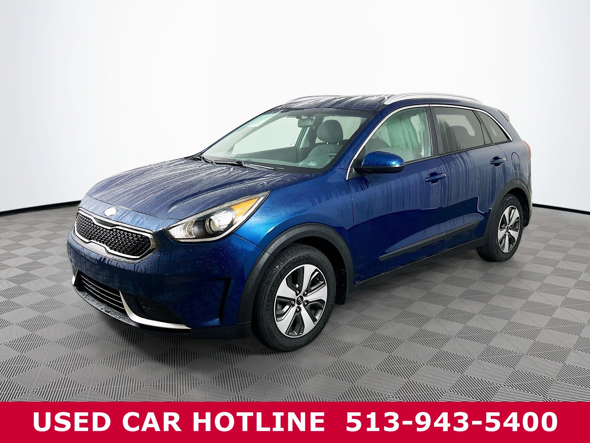 2017 Kia Niro LX photo 2