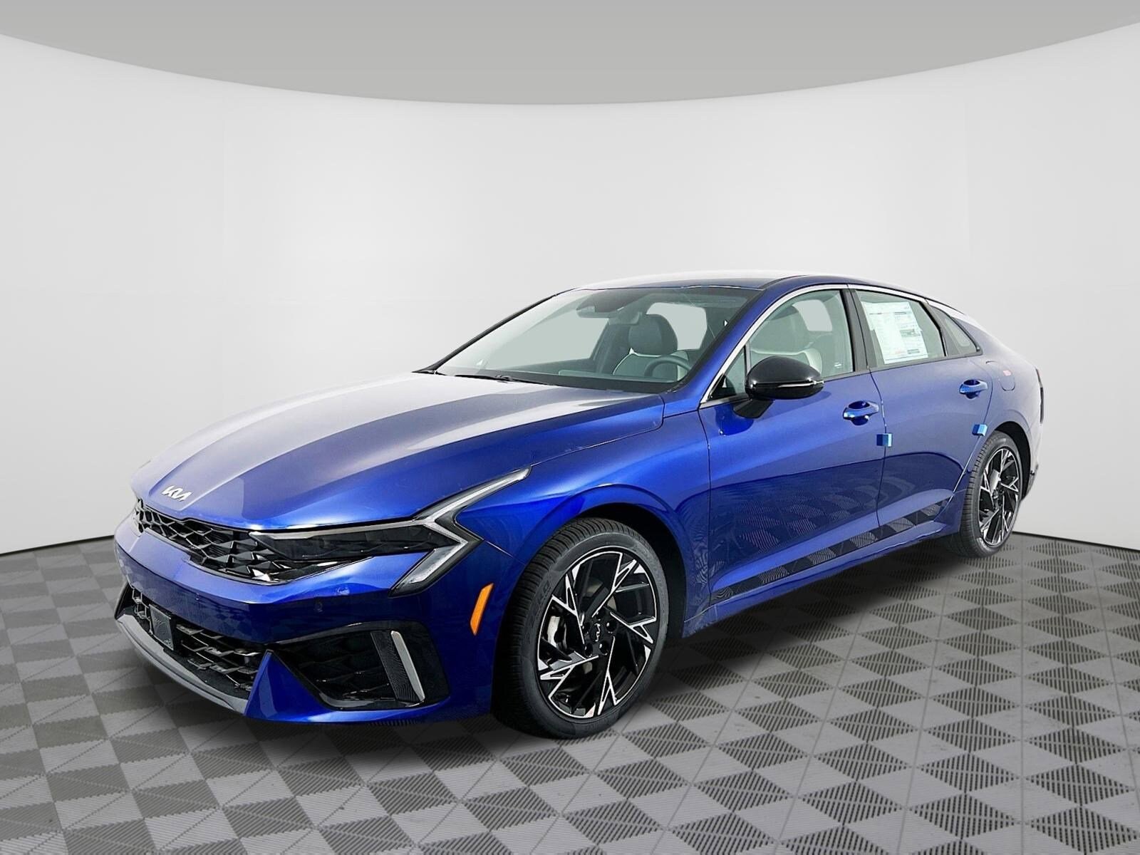 2025 Kia K5 GT-Line photo 2