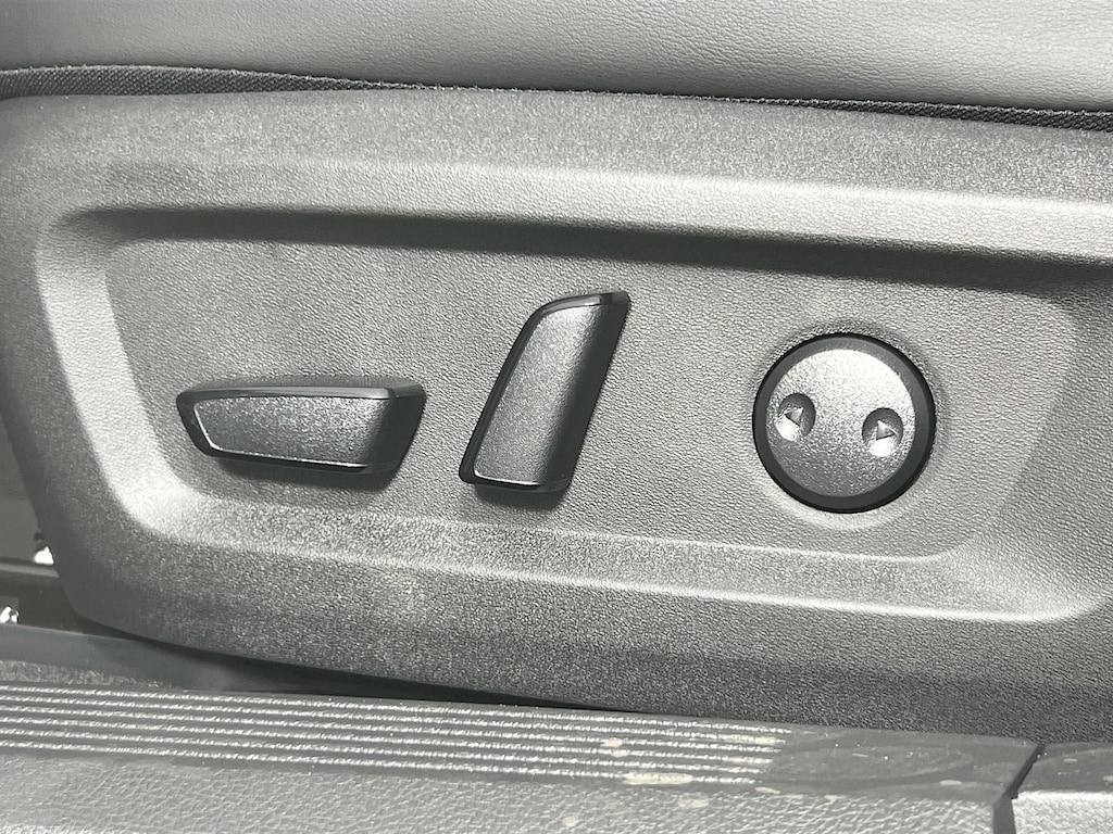 New 2026 Nissan Rogue Platinum SUV