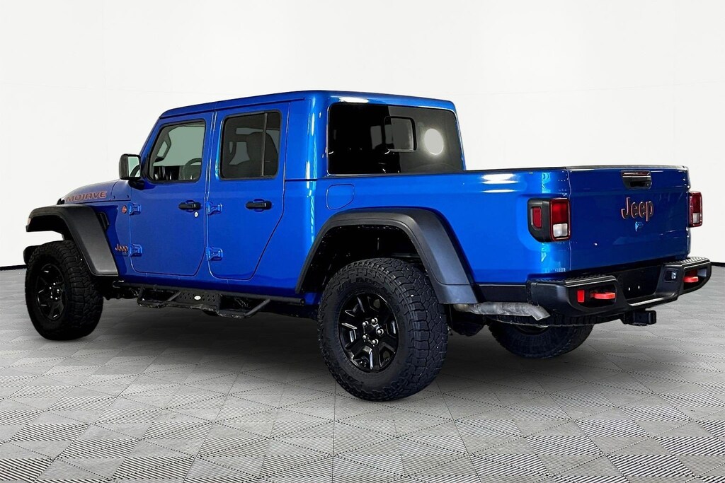 Used 2023 Jeep Gladiator Mojave Truck Crew Cab