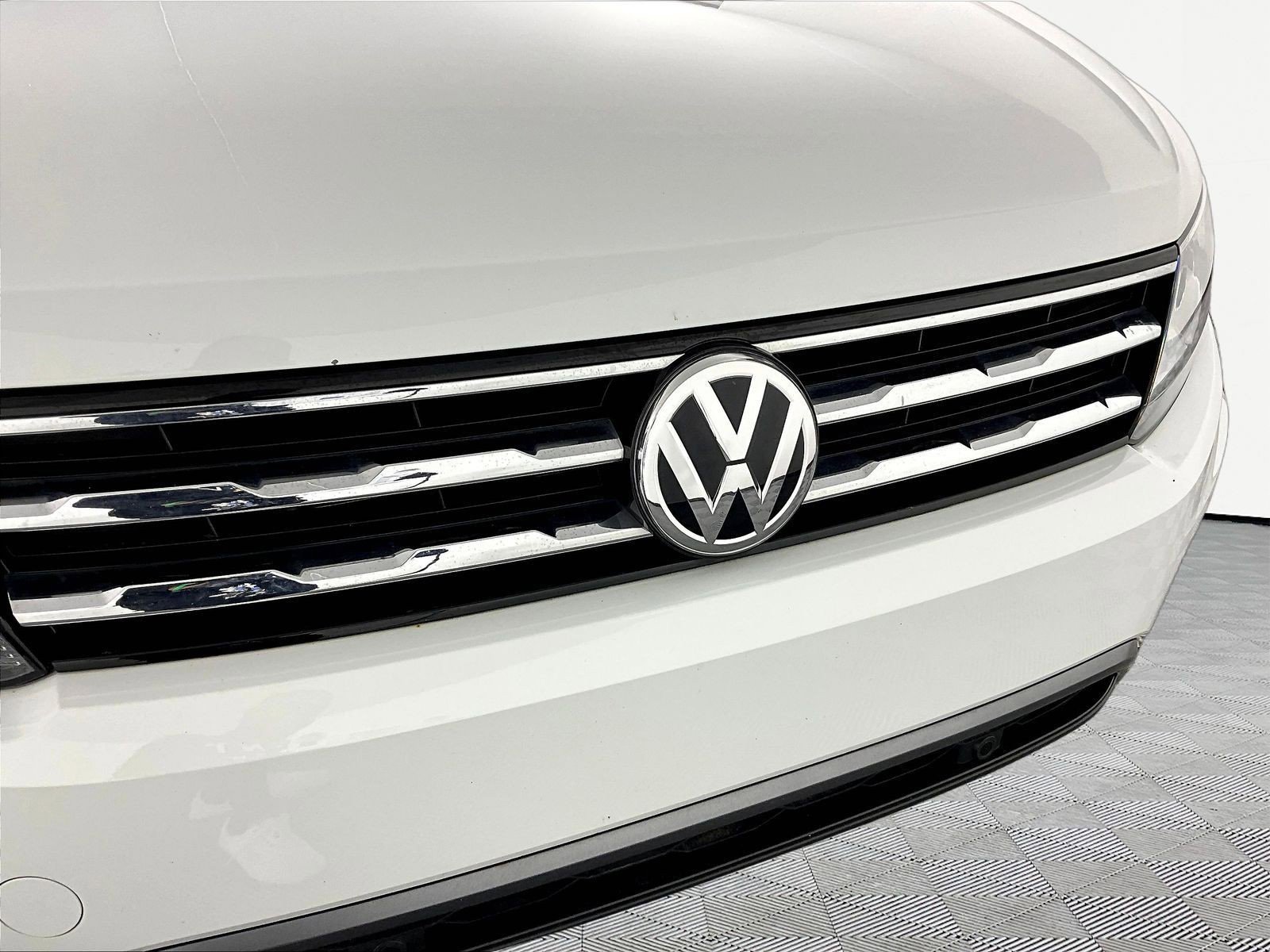 2020 Volkswagen Tiguan SEL - Photo 30