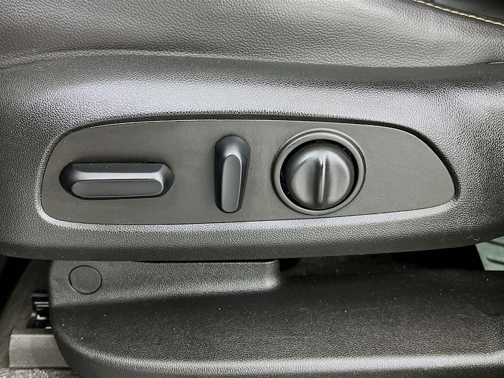 Used 2020 Chevrolet Traverse Premier SUV