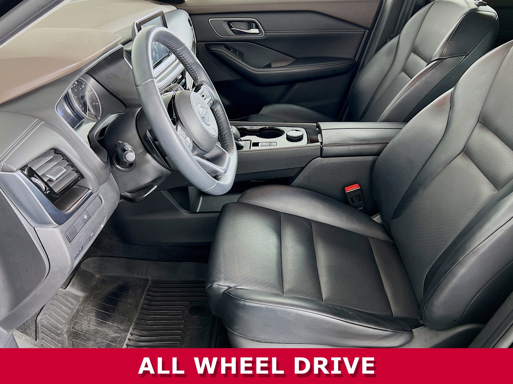 2021 Nissan Rogue SV photo 3