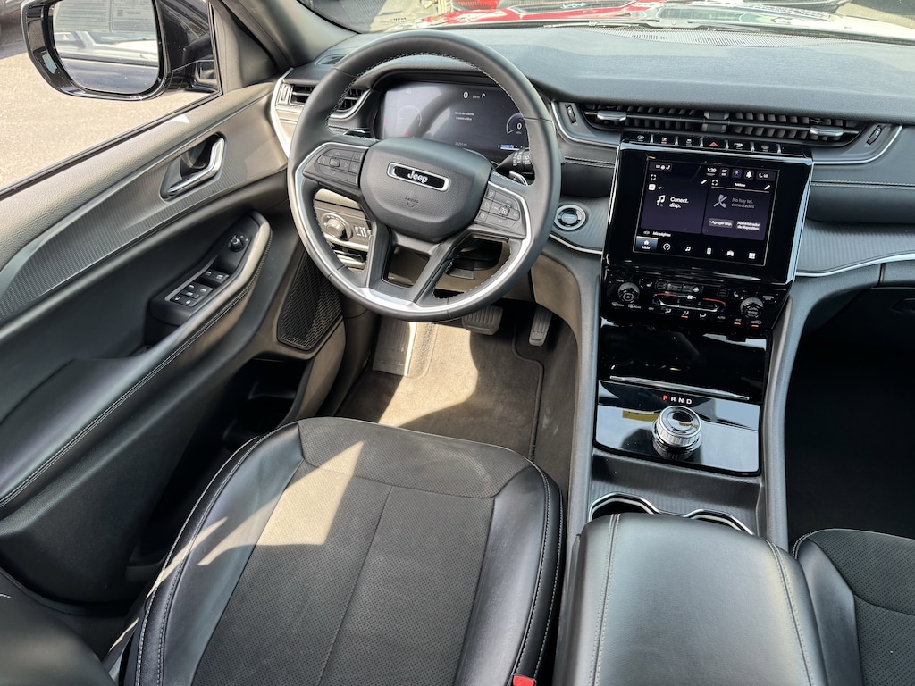 Used 2024 Jeep Grand Cherokee L Altitude SUV