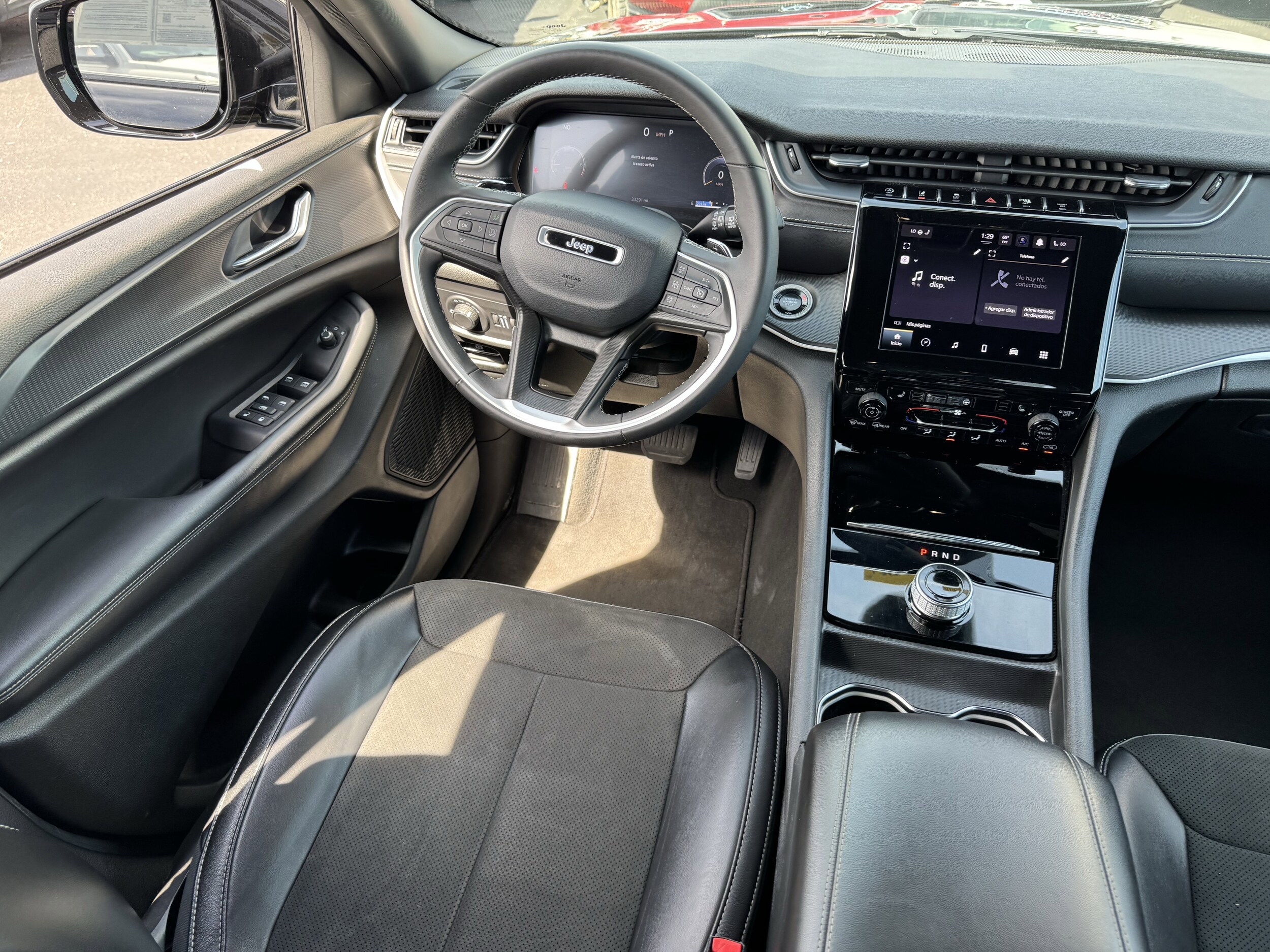 2024 Jeep Grand Cherokee Altitude photo 4