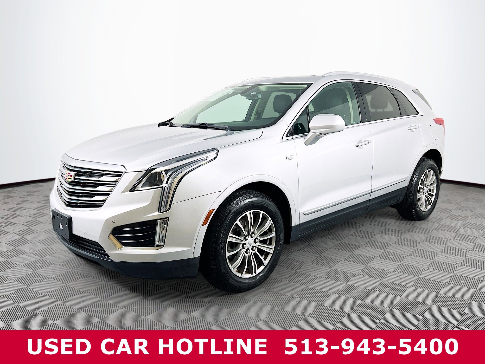 Used 2017 Cadillac XT5 Luxury with VIN 1GYKNBRS2HZ122726 for sale in Batavia, OH