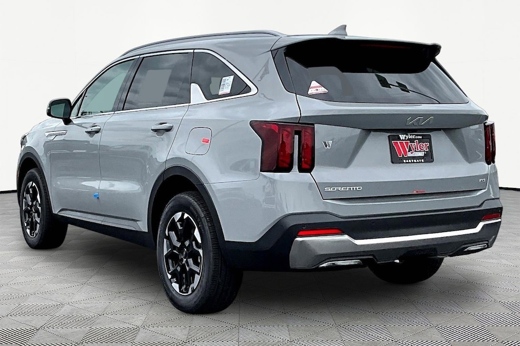New 2026 Kia Sorento S SUV