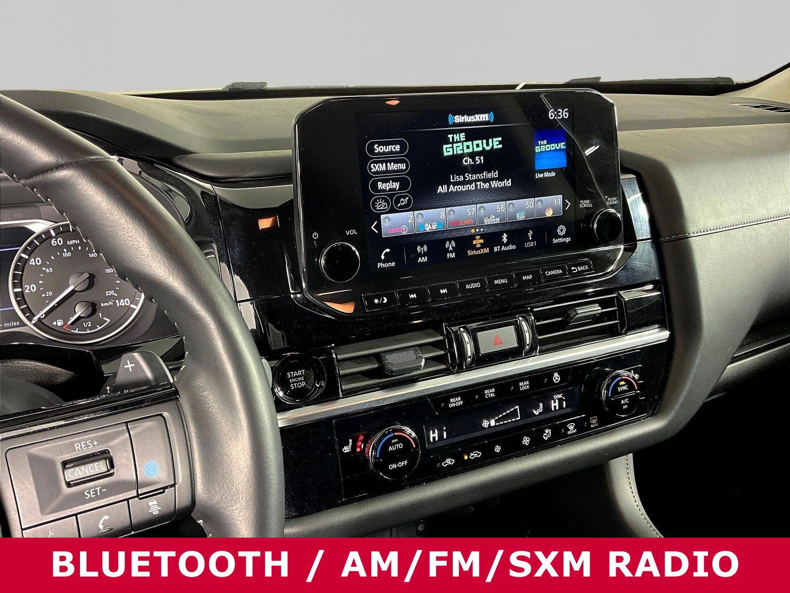 2025 Nissan Pathfinder SL - Photo 12