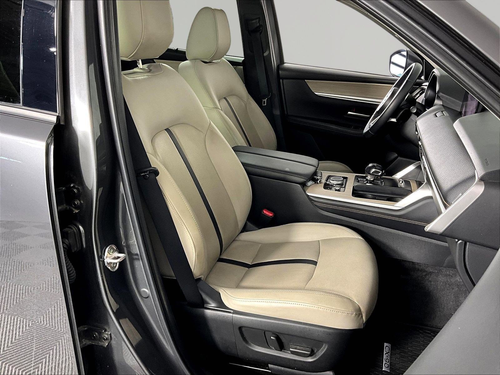 2025 Mazda CX-90 Preferred Package - Photo 28