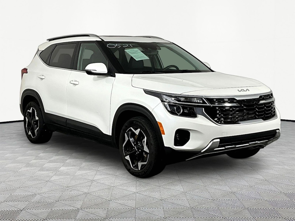 Used 2024 Kia Seltos EX SUV