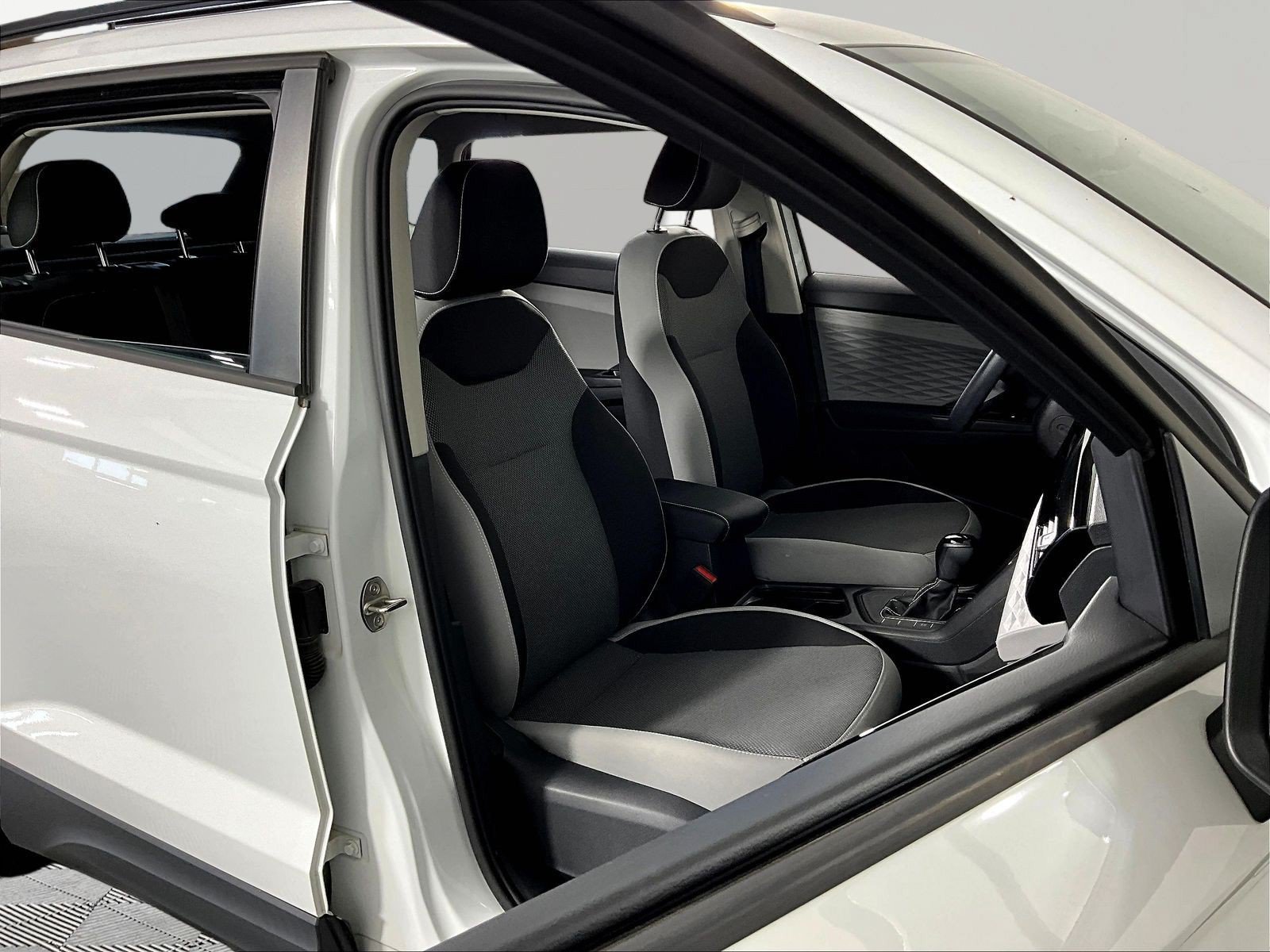 2022 Volkswagen Taos S - Photo 30