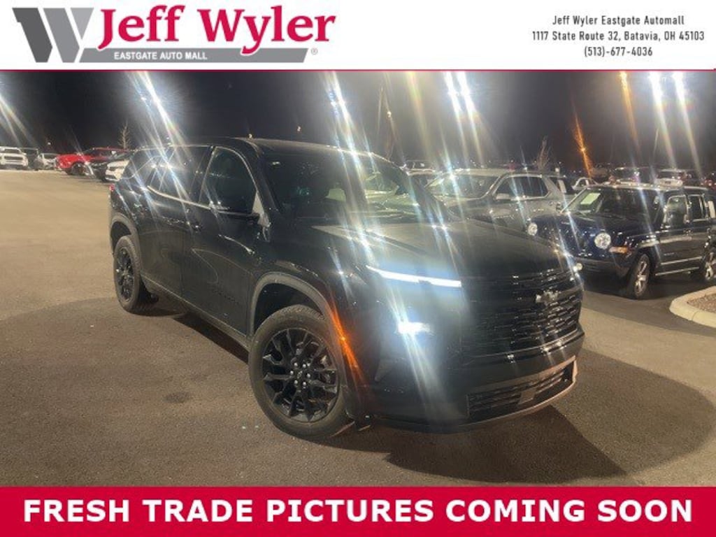 Used 2024 Chevrolet Traverse AWD LS SUV