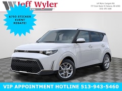 2025 Kia Soul LX Hatchback