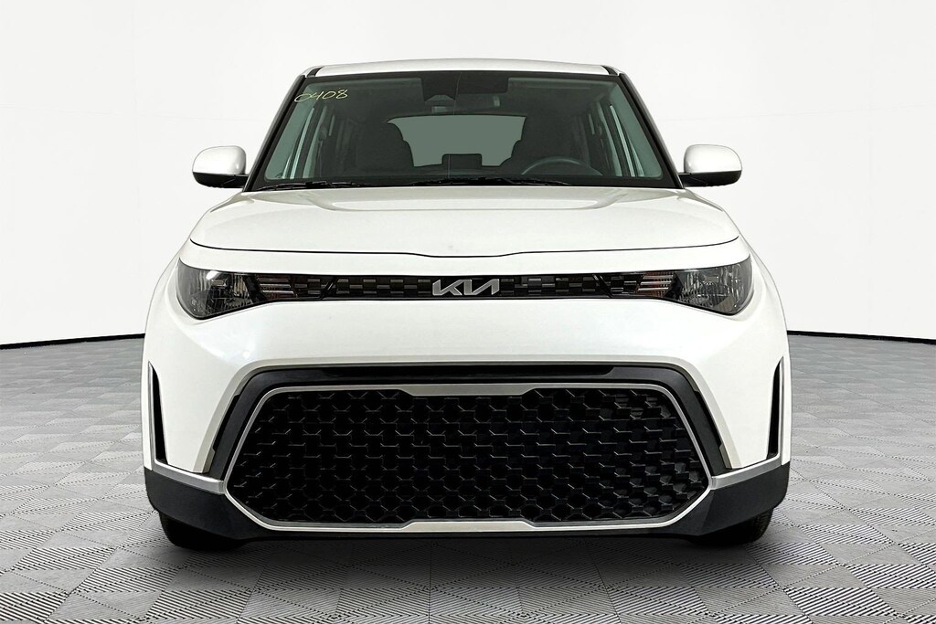 Used 2025 Kia Soul LX Hatchback