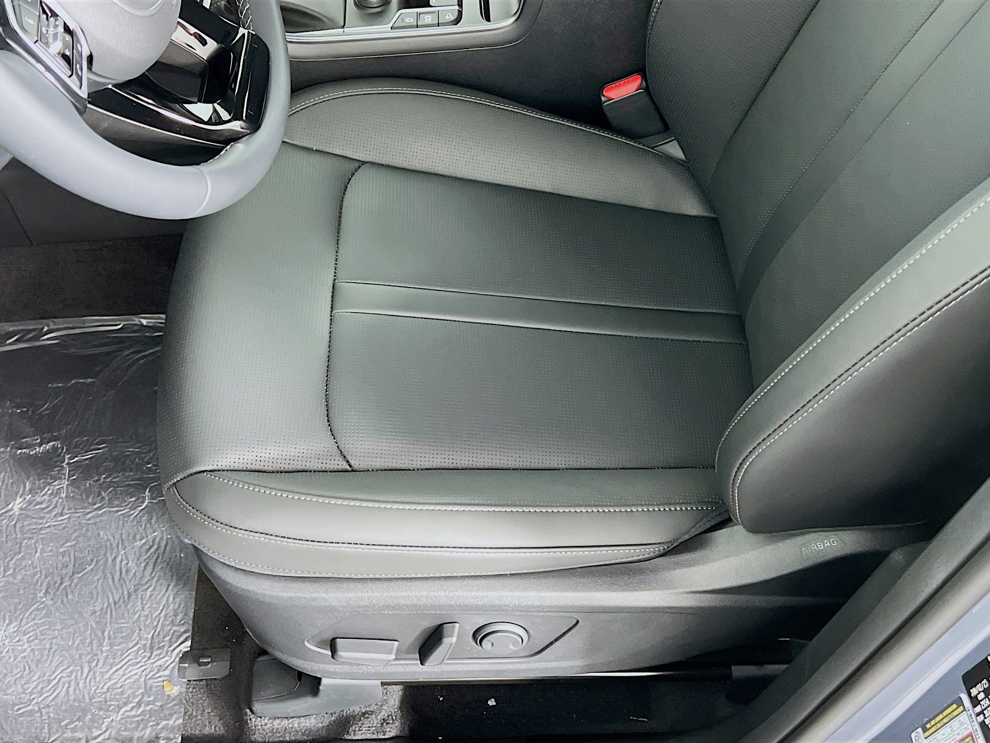 2025 Kia Sorento S photo 4