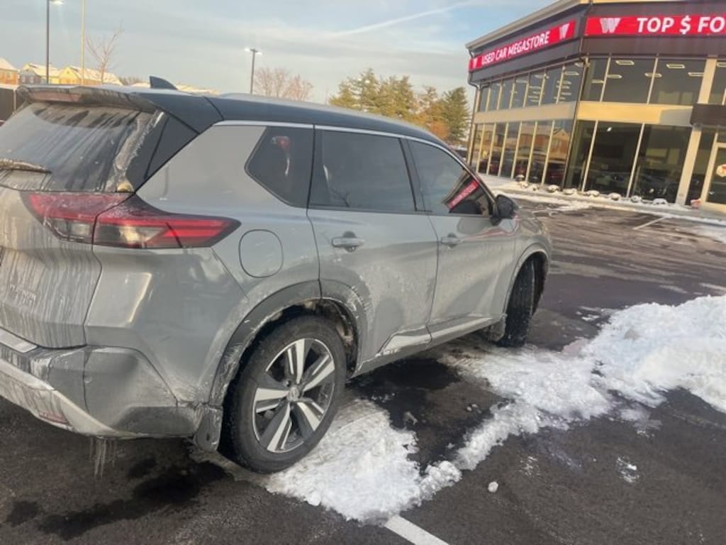 Used 2022 Nissan Rogue Platinum SUV