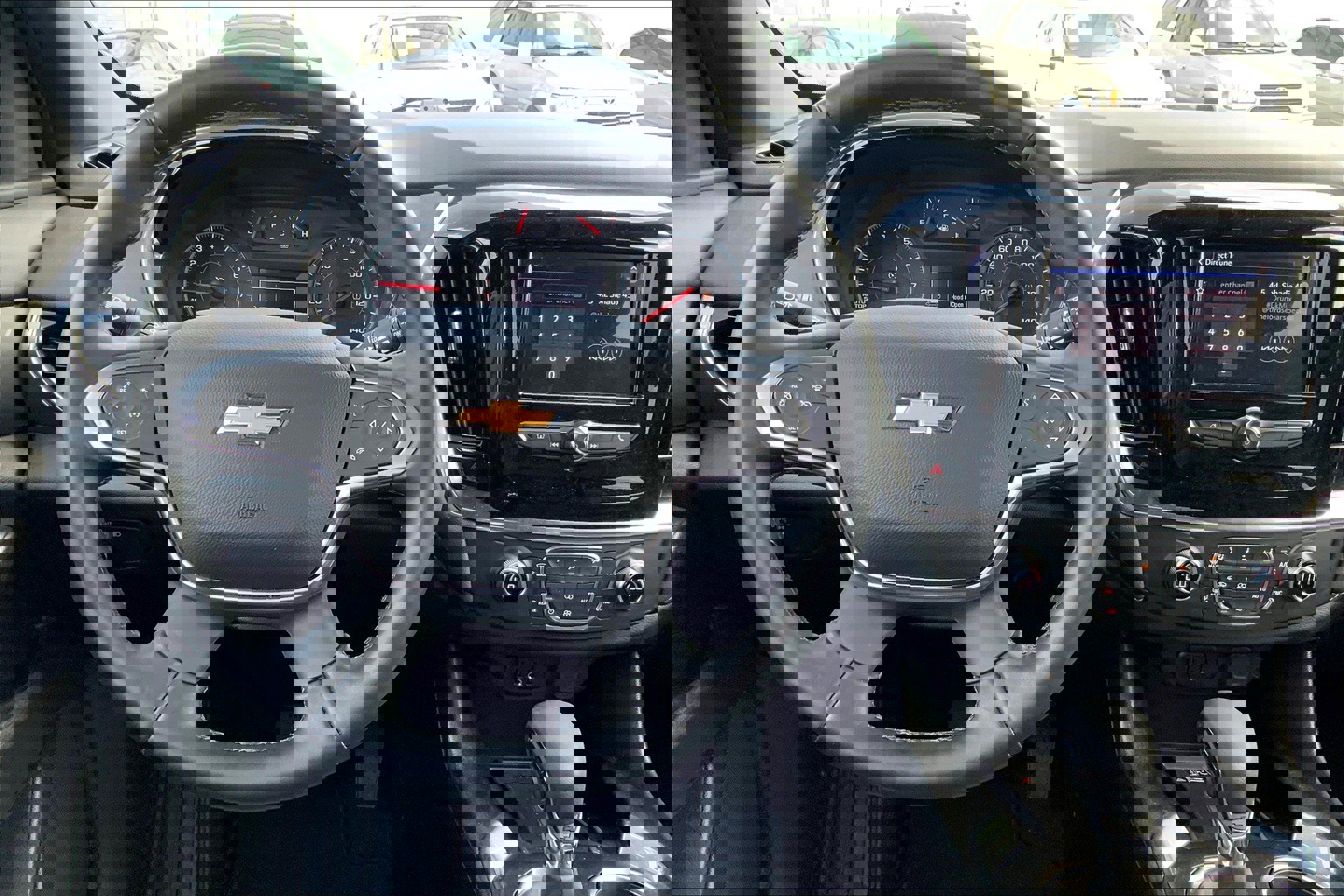 2023 Chevrolet Traverse Cloth photo 4