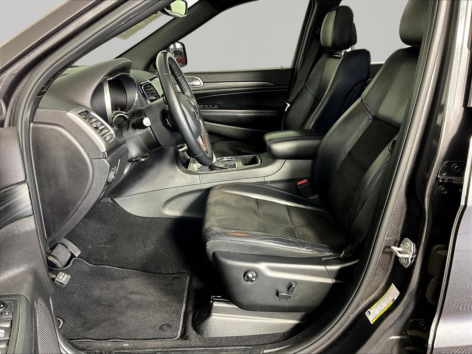 2019 Jeep Grand Cherokee Altitude - Photo 19