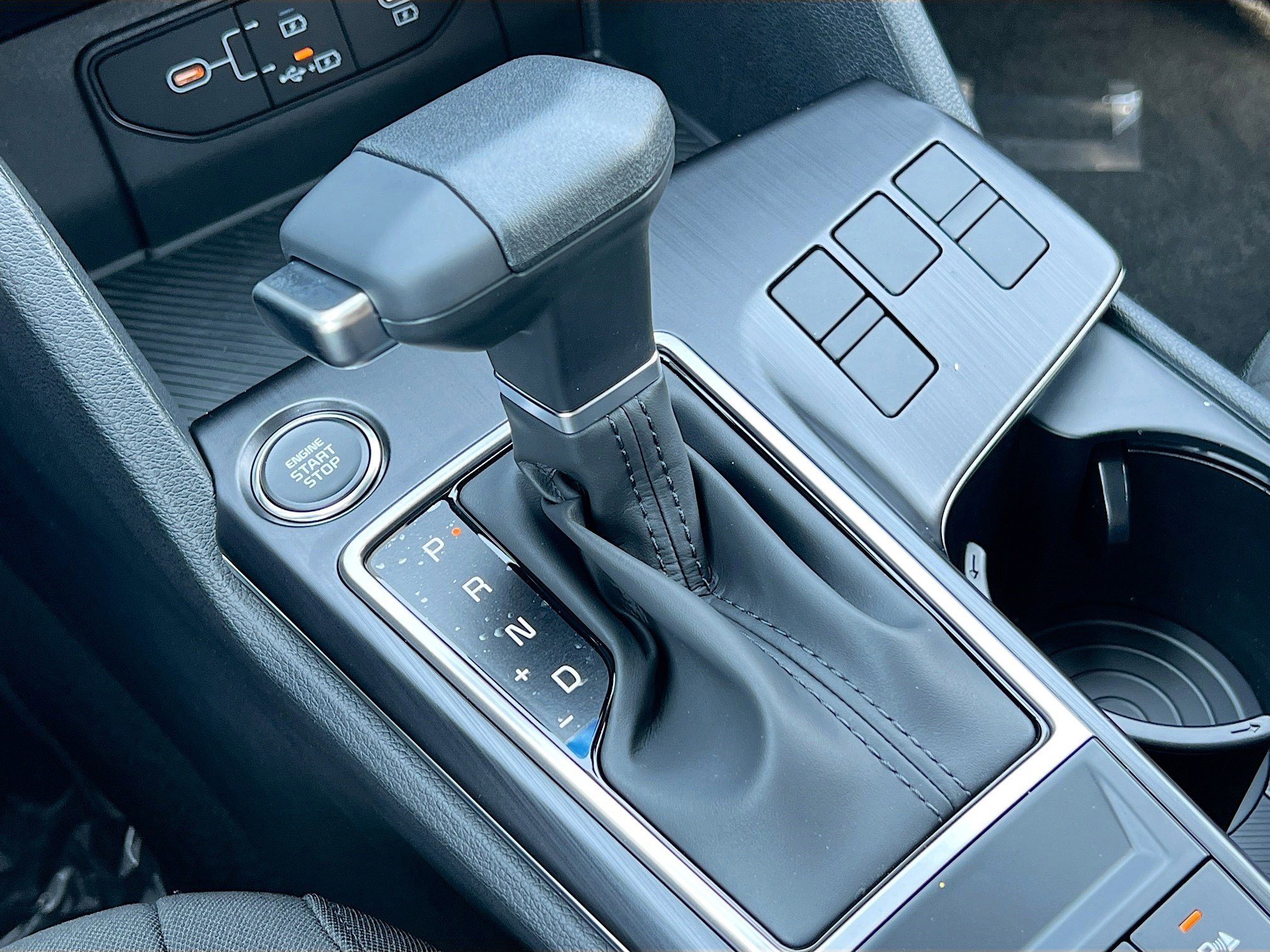2026 Kia Sportage LX - Photo 11