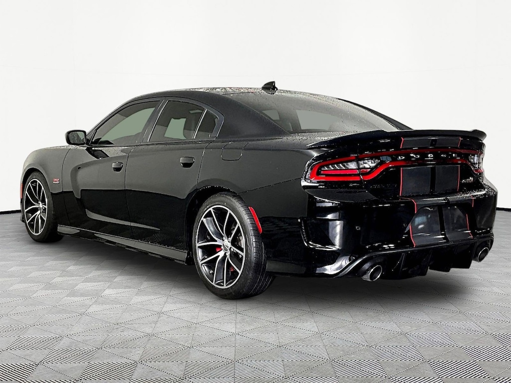 Used 2016 Dodge Charger R/T Scat Pack Sedan