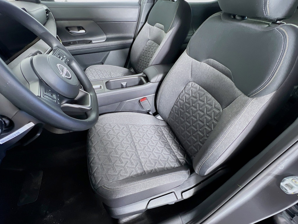 New 2026 Nissan Kicks SV SUV