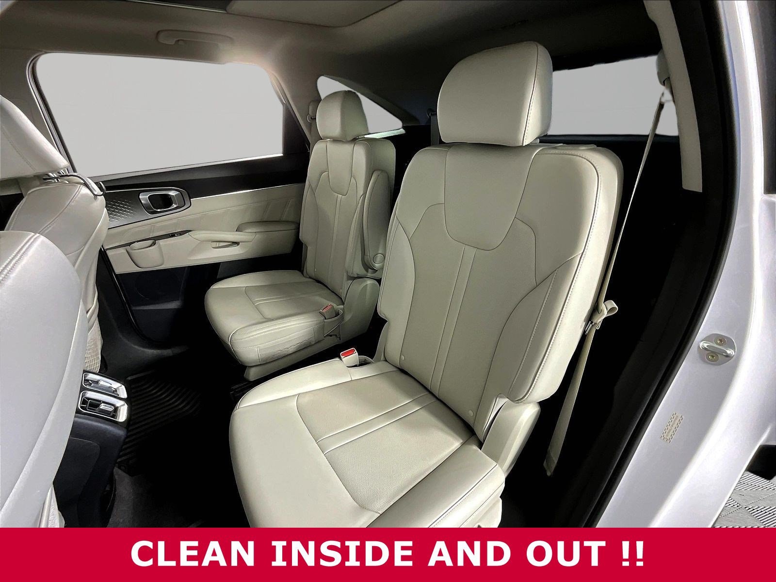 2023 Kia Sorento SX - Photo 25