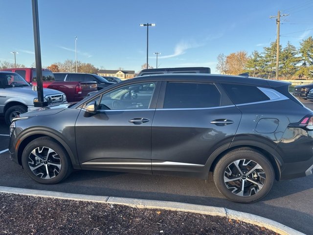 2024 Kia Sportage EX photo 3