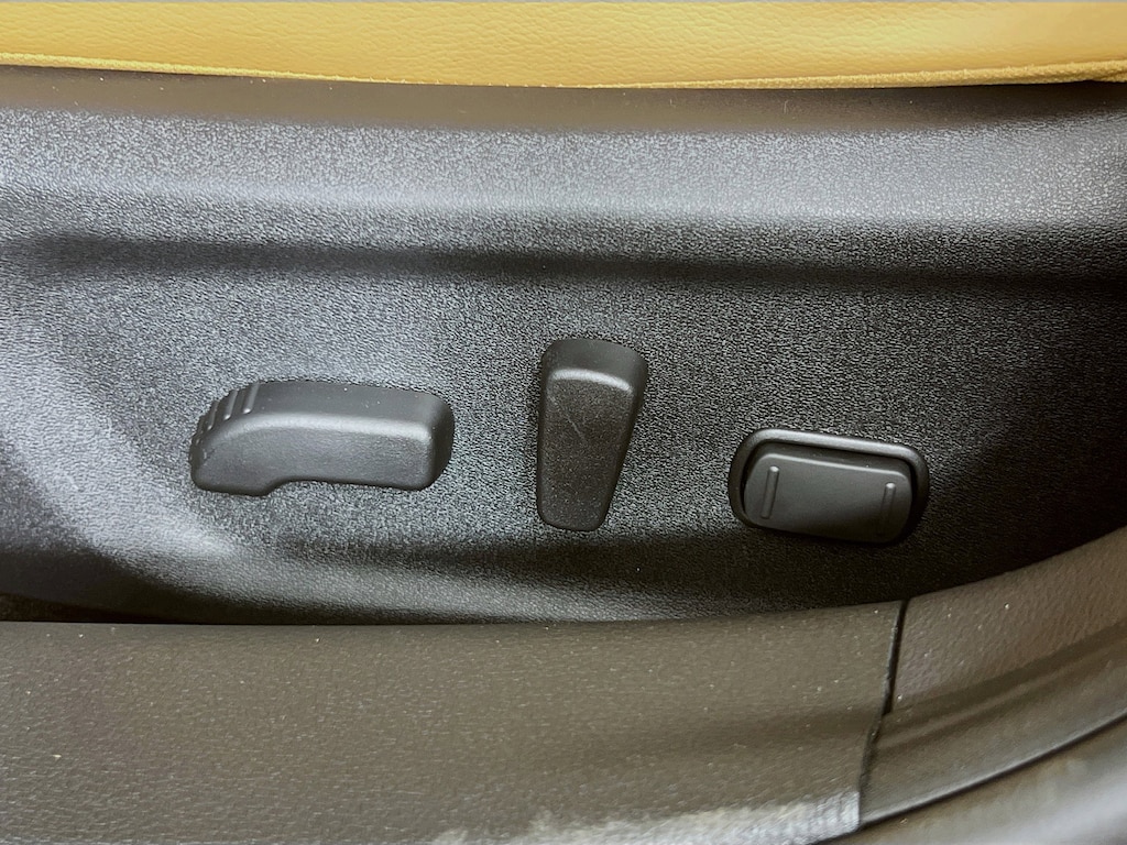 New 2025 Nissan Sentra SV Sedan