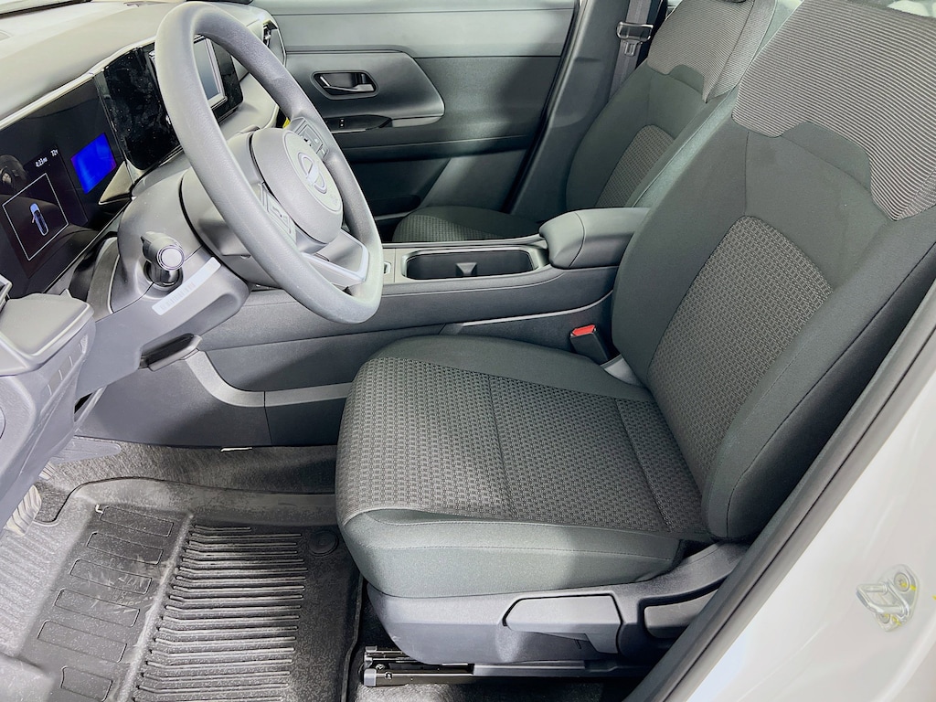 New 2025 Nissan Kicks S SUV