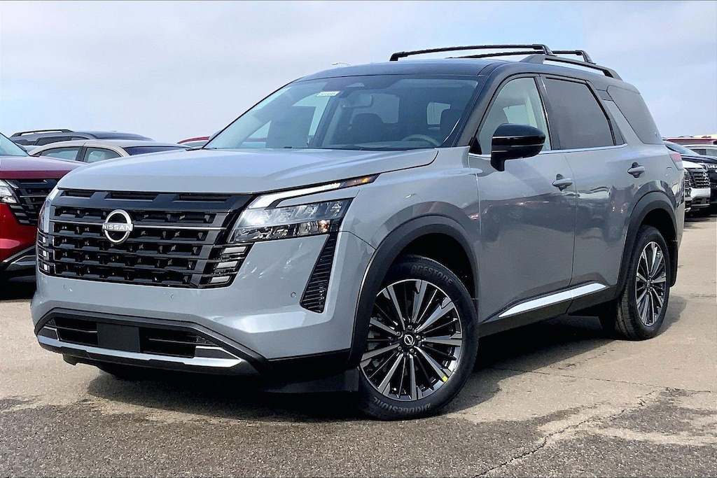 New 2026 Nissan Pathfinder Platinum SUV