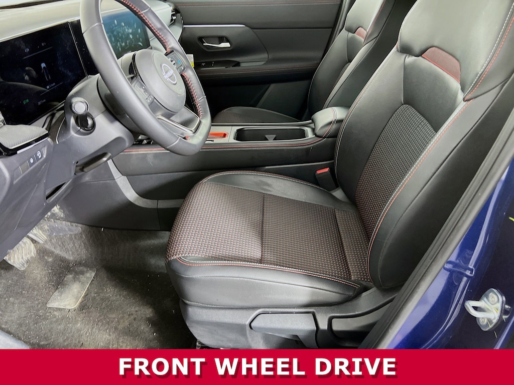 Used 2025 Nissan Kicks SR SUV