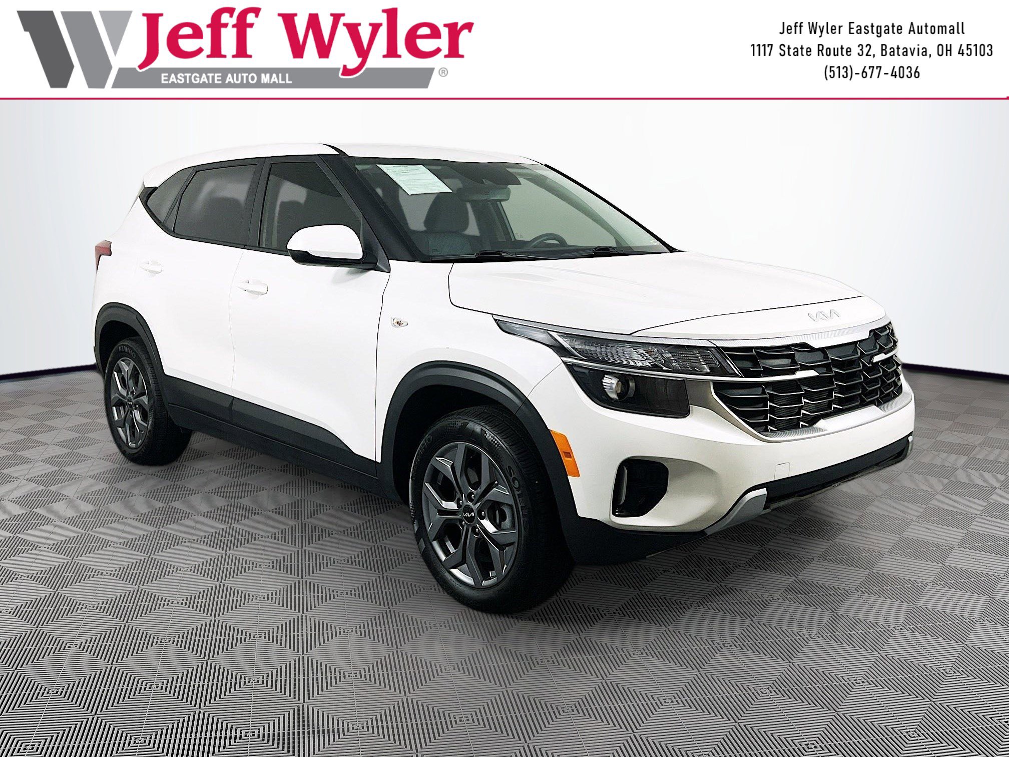 2025 Kia Seltos LX's photo