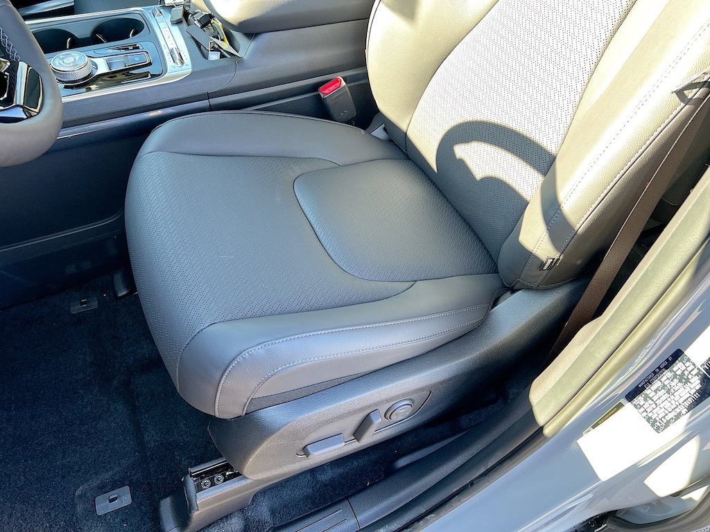 New 2026 Kia Carnival Hybrid SX Prestige Van Passenger Van